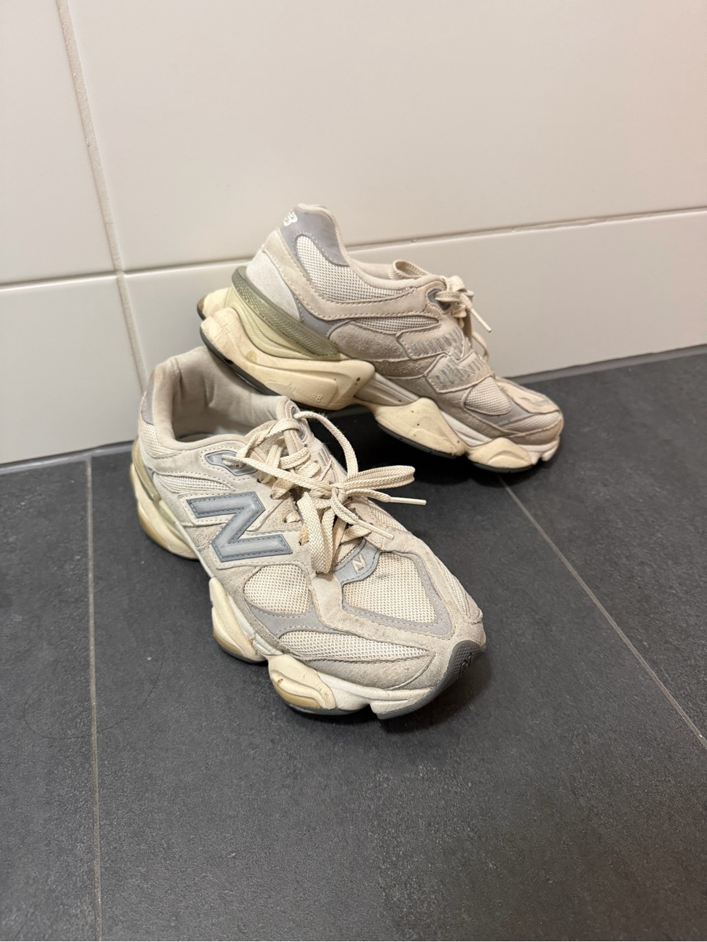 New Balance 9060’s Sneakers